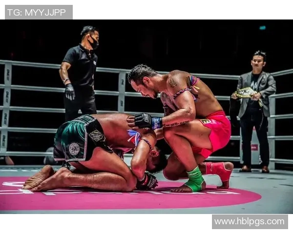 亚桑克莱与祖耶夫的巅峰对决谁将赢得荣耀与胜利的桂冠 亚桑克莱与祖耶夫的巅峰对决谁将赢得荣耀与胜利的桂冠